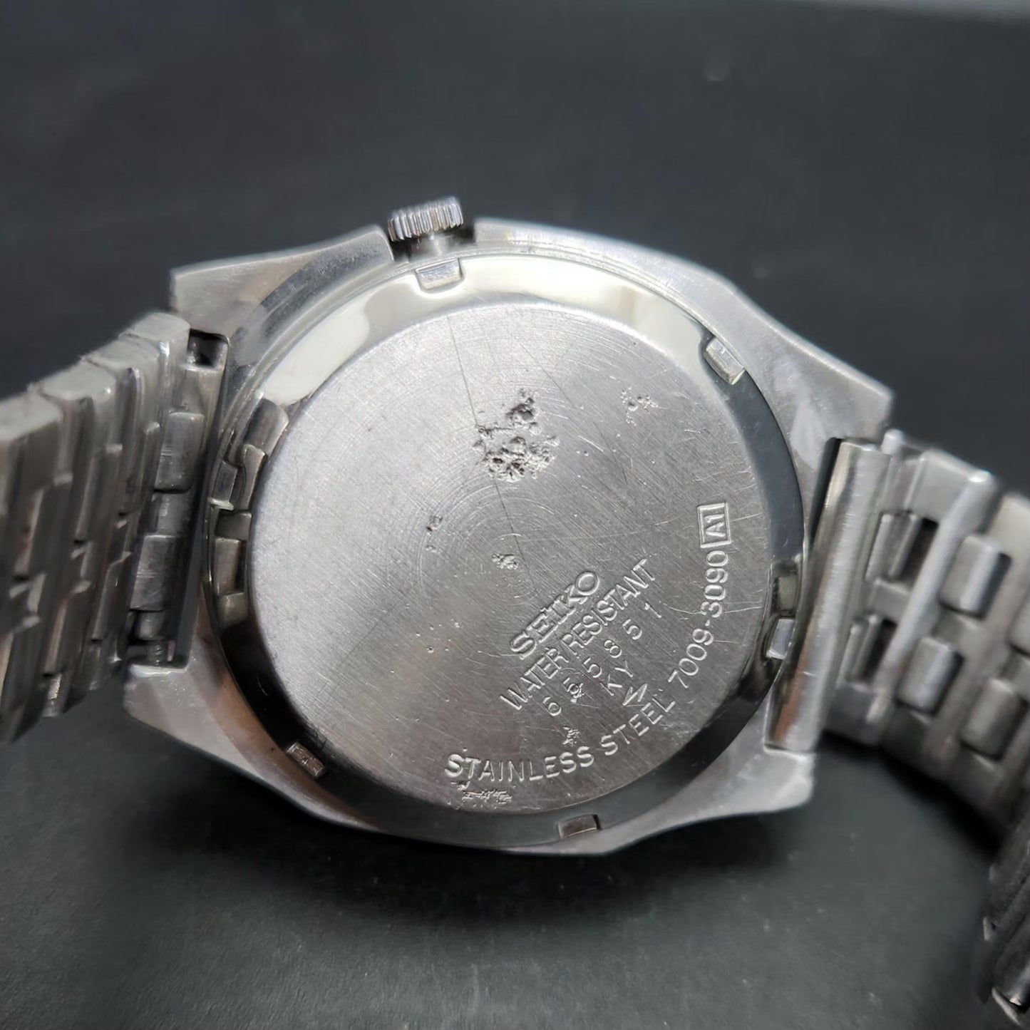 Vintage 1976 Original Seiko 5 Automatic 7009-3090 Grey Face 17 Jewels Day-Date Japanese Men's Wrist Watch VS15