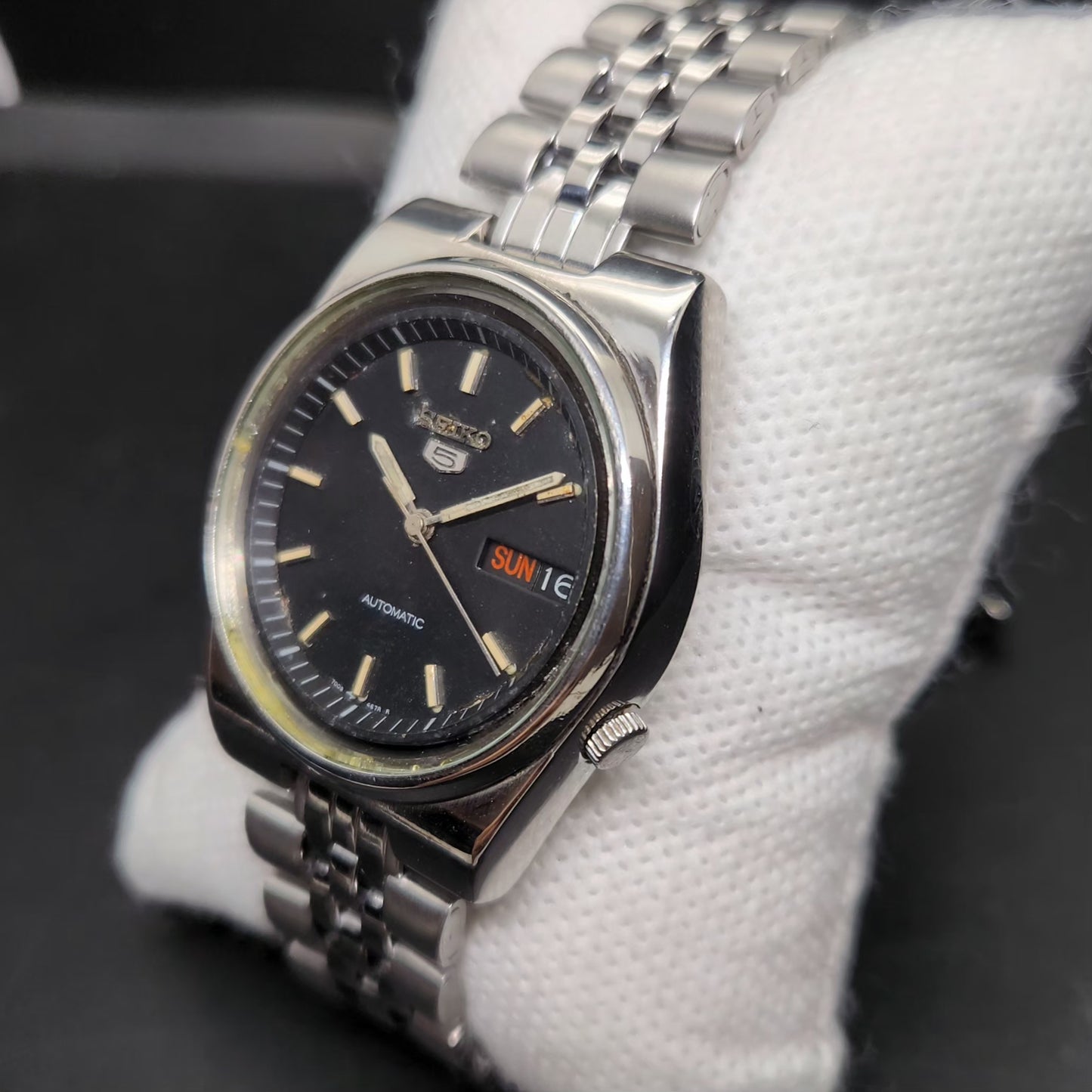 Vintage 1984 Original Seiko 5 Automatic 7009-3181 Black Face 17 Jewels Day-Date Japanese Men's Wrist Watch VS16