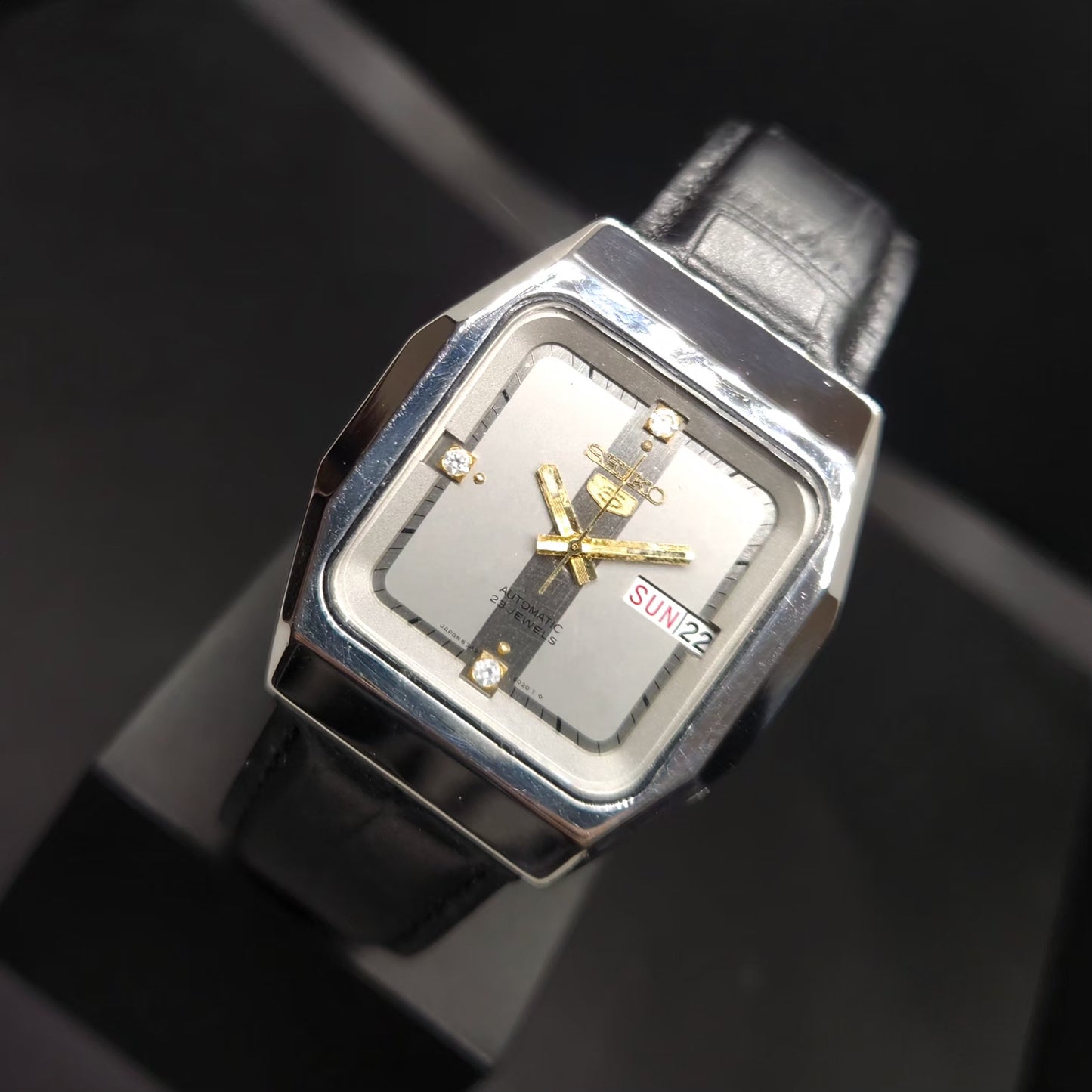 Vintage 1982 Original Seiko 5 Automatic 6349-5010 Grey Face 23 Jewels Day-Date Japanese Men's Wrist Watch VS17