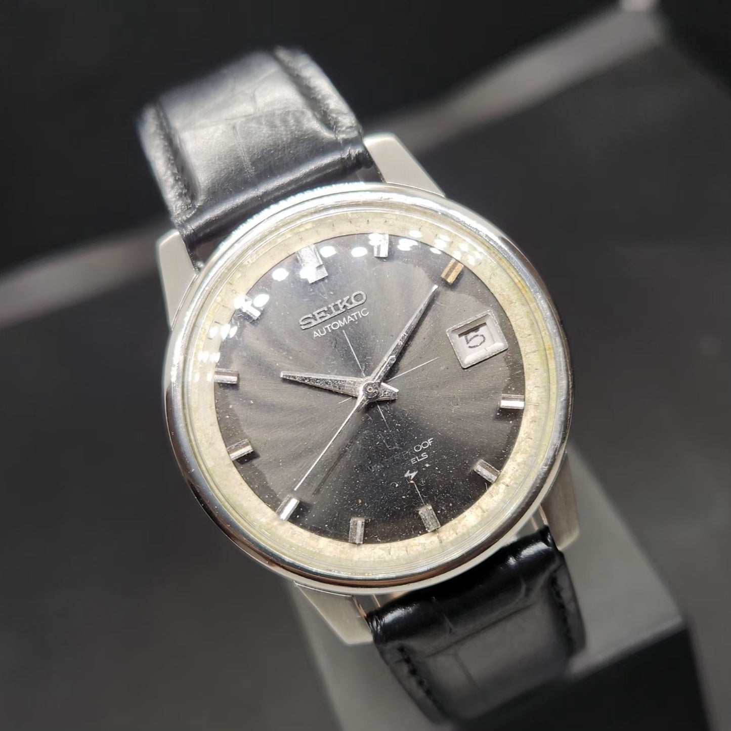 Vintage 1958 Original Seiko 5 Automatic 7625-8043 Black Face 17 Jewels Date Japanese Men's Wrist Watch VS19