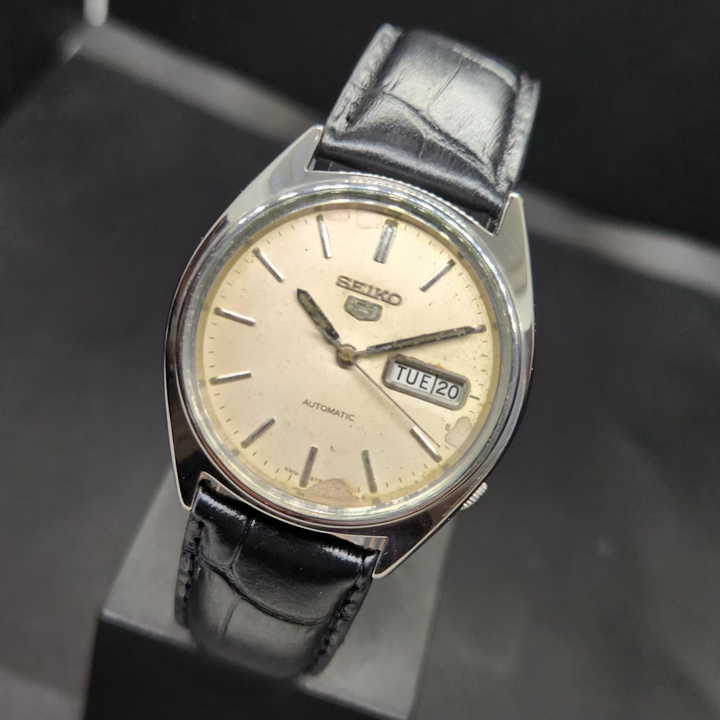 Vintage 1982 Original Seiko 5 Automatic 6309-545A OFF White Face 17 Jewels Day-Date Japanese Men's Wrist Watch VS22