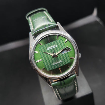 Vintage 1977 Original Seiko 5 Automatic 7009-3041 Repainted Green Face 17 Jewels Day-Date Japanese Men's Wrist Watch VS27
