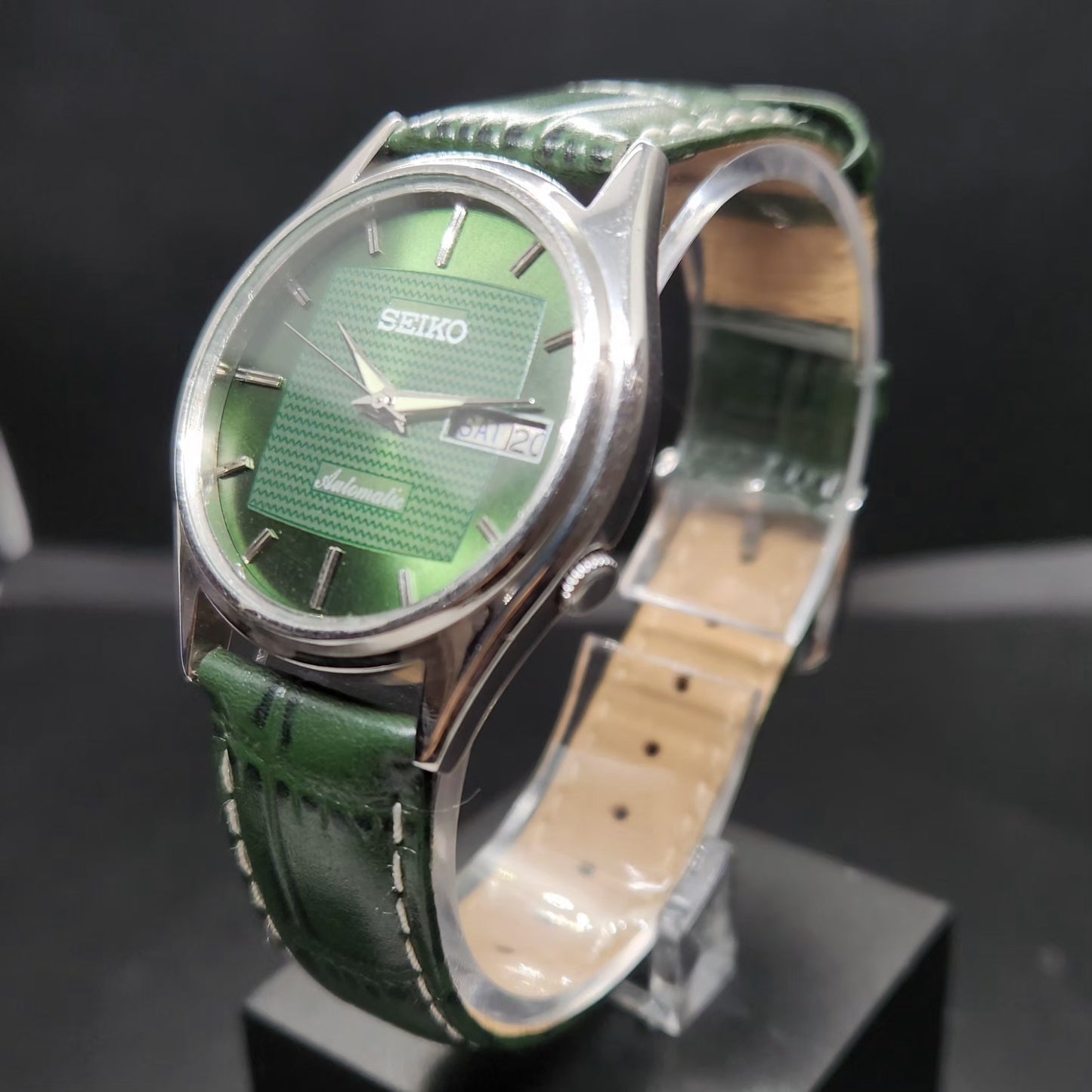 Vintage 1977 Original Seiko 5 Automatic 7009-3041 Repainted Green Face 17 Jewels Day-Date Japanese Men's Wrist Watch VS27