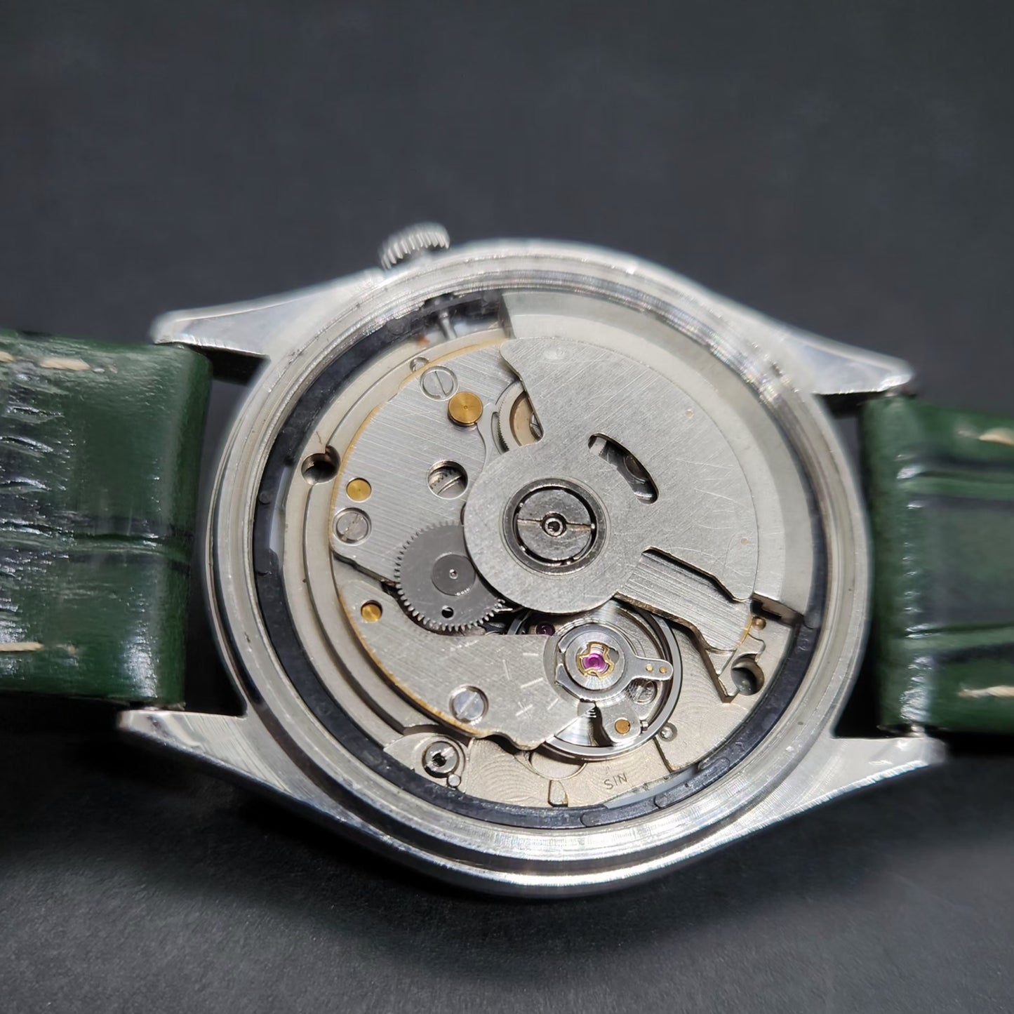 Vintage 1977 Original Seiko 5 Automatic 7009-3041 Repainted Green Face 17 Jewels Day-Date Japanese Men's Wrist Watch VS27