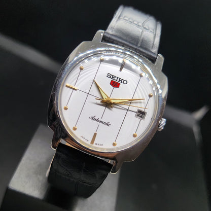 Vintage 1977 Original Seiko 5 Automatic 7009-8040 Repainted White Face 17 Jewels Date Japanese Men's Wrist Watch VS28