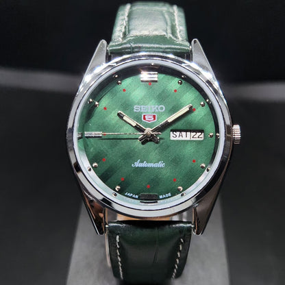Vintage 1980 Original Seiko 5 Automatic 6349 Repainted Green Face 23 Jewels Day-Date Japanese Men's Wrist Watch VS29