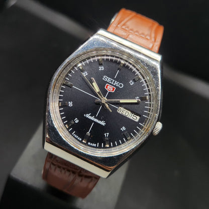 Vintage 1980 Original Seiko 5 Automatic 6309 Repainted Black Face 17 Jewels Day-Date Japanese Men's Wrist Watch VS32