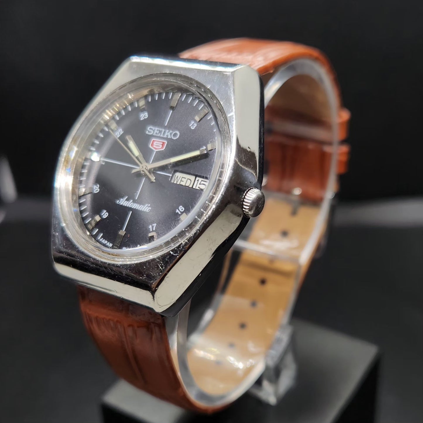 Vintage 1980 Original Seiko 5 Automatic 6309 Repainted Black Face 17 Jewels Day-Date Japanese Men's Wrist Watch VS32