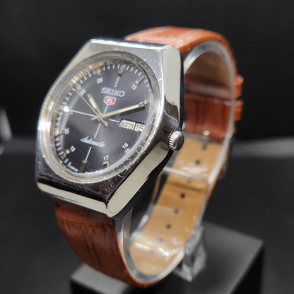 Vintage 1980 Original Seiko 5 Automatic 6309 Repainted Black Face 17 Jewels Day-Date Japanese Men's Wrist Watch VS32