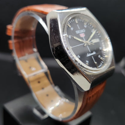 Vintage 1980 Original Seiko 5 Automatic 6309 Repainted Black Face 17 Jewels Day-Date Japanese Men's Wrist Watch VS32