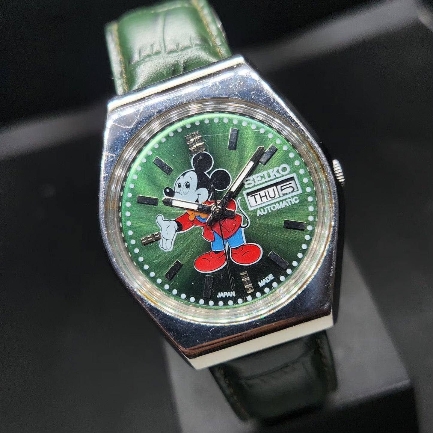 Vintage 1977 Original Seiko 5 Automatic 6319-8000 Repainted Mickey Mouse Green Face Day-Date Japanese Men's Wrist Watch VS34