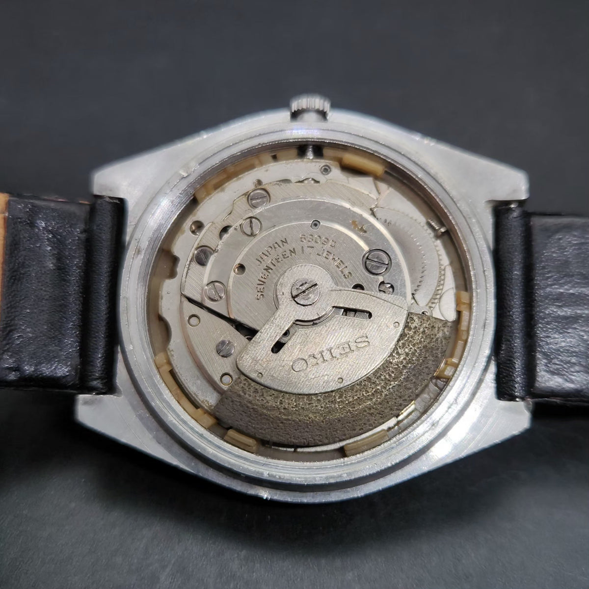 Vintage 1982 Original Seiko 5 Automatic 6309-563A Repainted Mickey Mouse Purple Face 17 Jewels Day-Date Japanese Men's Wrist Watch VS36