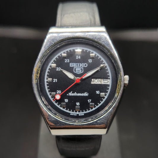 Vintage 1980 Original Seiko 5 Automatic 6309 Repainted Black Face 17 Jewels Day-Date Japanese Men's Wrist Watch VS37