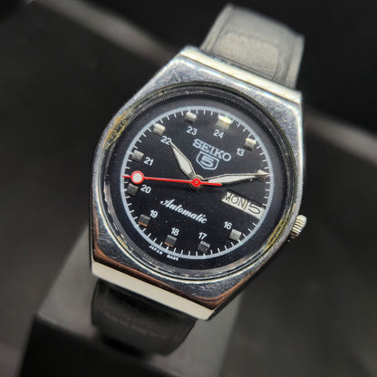 Vintage 1980 Original Seiko 5 Automatic 6309 Repainted Black Face 17 Jewels Day-Date Japanese Men's Wrist Watch VS37