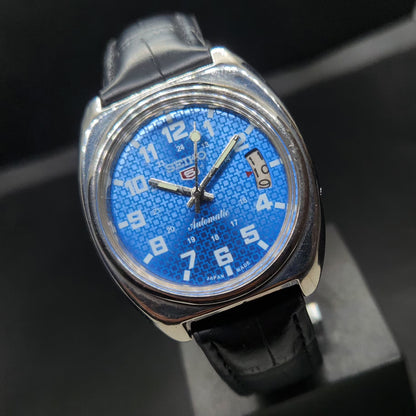 Vintage 1980 Original Seiko 5 Automatic 7009 Repainted Blue Face 17 Jewels Day-Date Japanese Men's Wrist Watch VS38