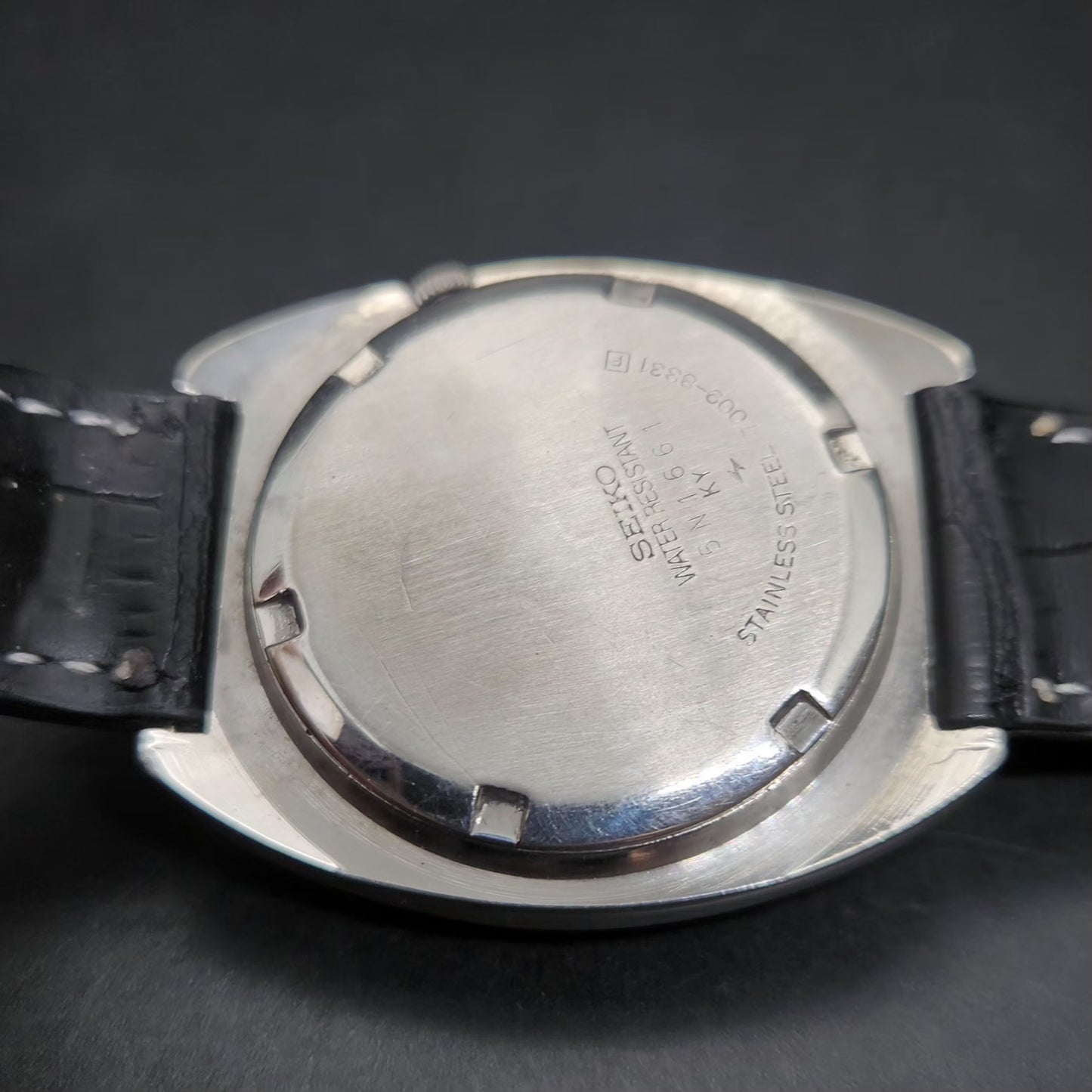 Vintage 1980 Original Seiko 5 Automatic 7009 Repainted Blue Face 17 Jewels Day-Date Japanese Men's Wrist Watch VS38