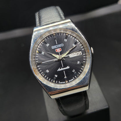 Vintage 1981 Original Seiko 5 Automatic 6309 Repainted Black Face 17 Jewels Day-Date Japanese Men's Wrist Watch VS41
