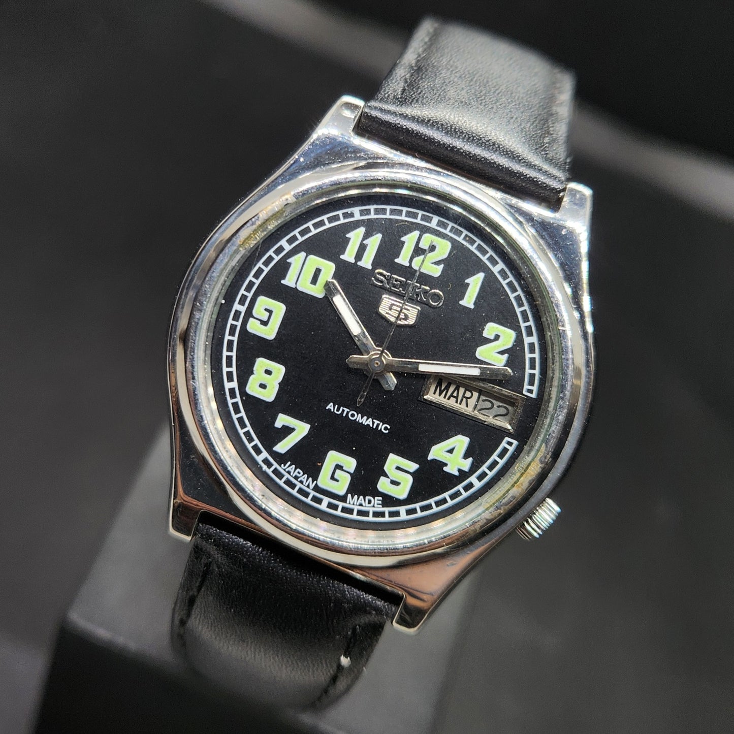 Vintage 2005 Original Seiko 5 Automatic 7S26-3040 Repainted Black Face 21 Jewels Day-Date Japanese Men's Wrist Watch VS43