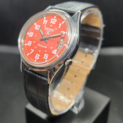 Vintage 1980 Original Seiko 5 Automatic 7009-8590 Repainted Peach Face 17 Jewels Date Japanese Men's Wrist Watch VS39