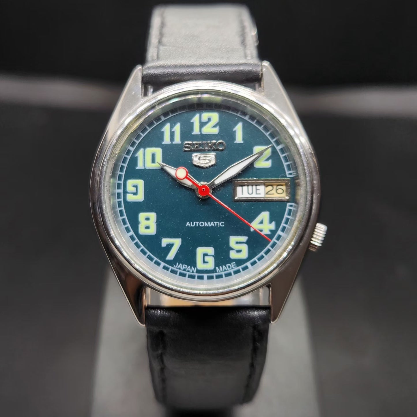 Vintage 1980 Original Seiko 5 Automatic 7S26 Repainted Green Face 21 Jewels Day-Date Japanese Men's Wrist Watch VS45