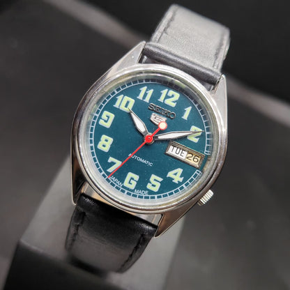 Vintage 1980 Original Seiko 5 Automatic 7S26 Repainted Green Face 21 Jewels Day-Date Japanese Men's Wrist Watch VS45