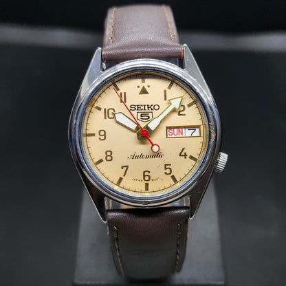 Vintage 1979 Original Seiko 5 Automatic 7009-876A Repainted Gold Face 17 Jewels Day-Date Japanese Men's Wrist Watch VS47