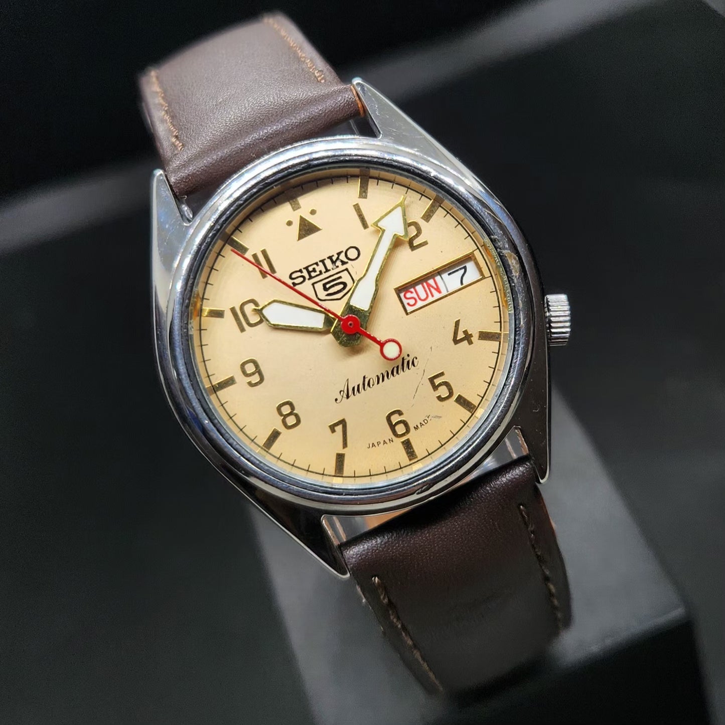 Vintage 1979 Original Seiko 5 Automatic 7009-876A Repainted Gold Face 17 Jewels Day-Date Japanese Men's Wrist Watch VS47
