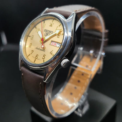 Vintage 1979 Original Seiko 5 Automatic 7009-876A Repainted Gold Face 17 Jewels Day-Date Japanese Men's Wrist Watch VS47