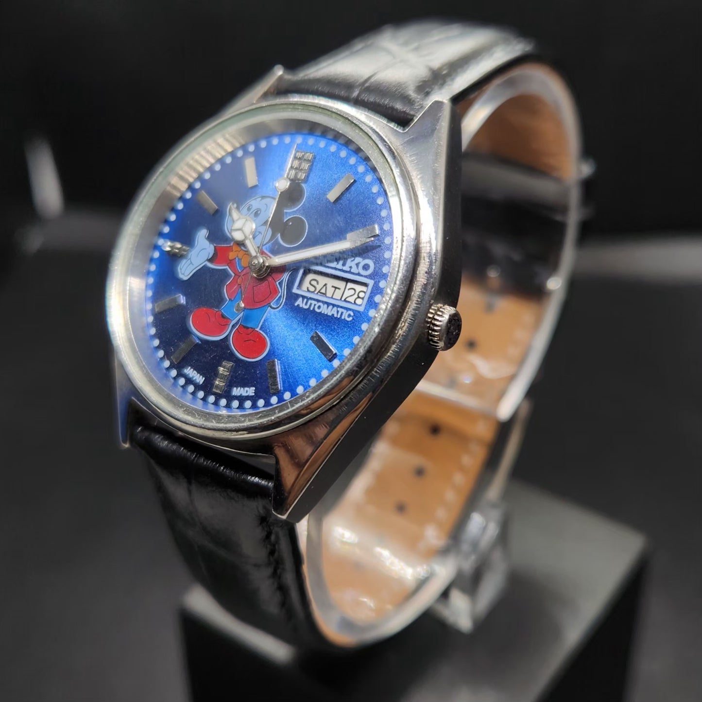 Vintage 1983 Original Seiko 5 Automatic 6309-510A Repainted Mickey Mouse Blue Face Day-Date Japanese Men's Wrist Watch VS49