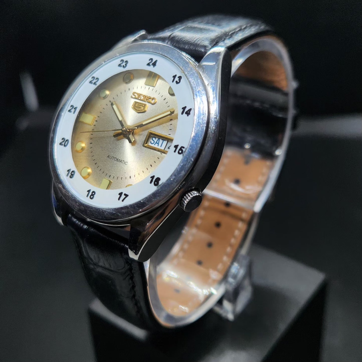 Vintage 1980 Original Seiko 5 Automatic 7S26 Repainted Gold Face 21 Jewels Day-Date Japanese Men's Wrist Watch VS50