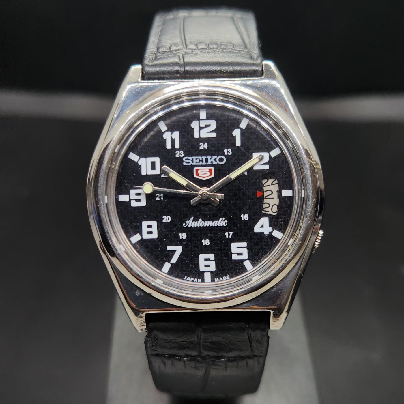 Vintage 1982 Original Seiko 5 Automatic 7009-8210 Repainted Black Face 17 Jewels Day-Date Japanese Men's Wrist Watch VS52