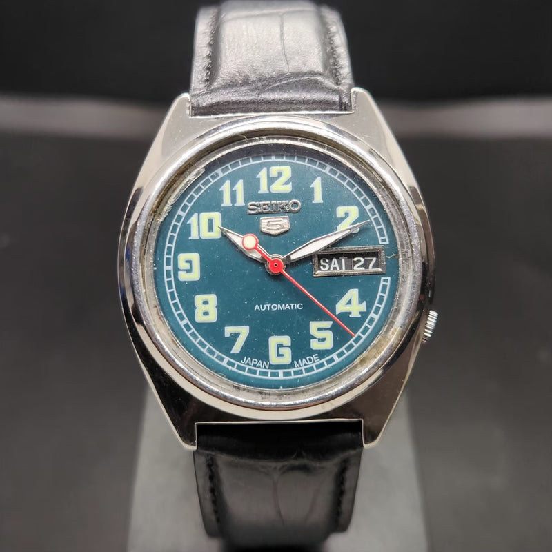 Vintage 1981 Original Seiko 5 Automatic 7009-5350 Repainted Green Face 17 Jewels Day-Date Japanese Men's Wrist Watch VS53