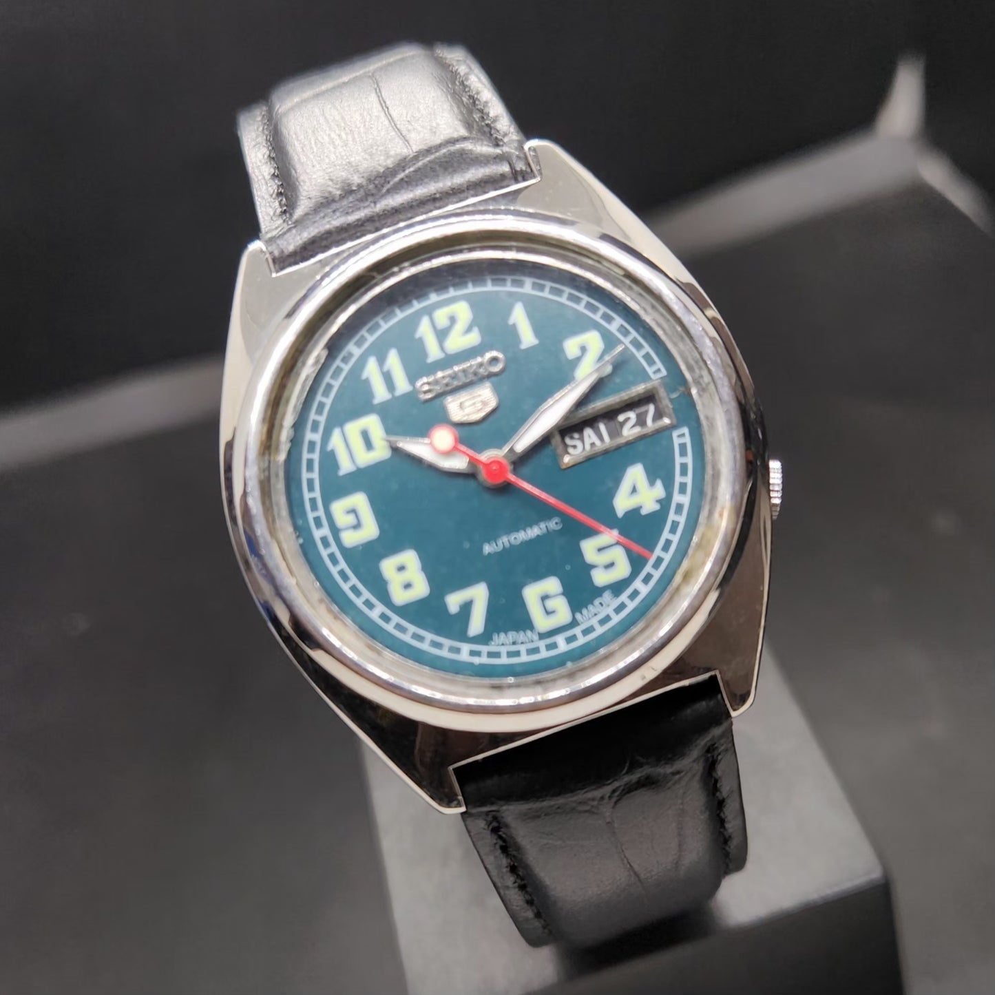 Vintage 1981 Original Seiko 5 Automatic 7009-5350 Repainted Green Face 17 Jewels Day-Date Japanese Men's Wrist Watch VS53