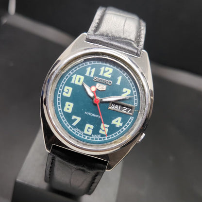 Vintage 1981 Original Seiko 5 Automatic 7009-5350 Repainted Green Face 17 Jewels Day-Date Japanese Men's Wrist Watch VS53