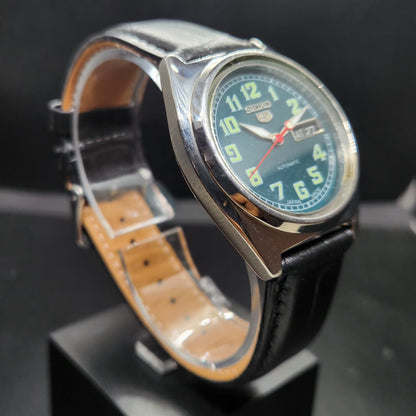Vintage 1981 Original Seiko 5 Automatic 7009-5350 Repainted Green Face 17 Jewels Day-Date Japanese Men's Wrist Watch VS53