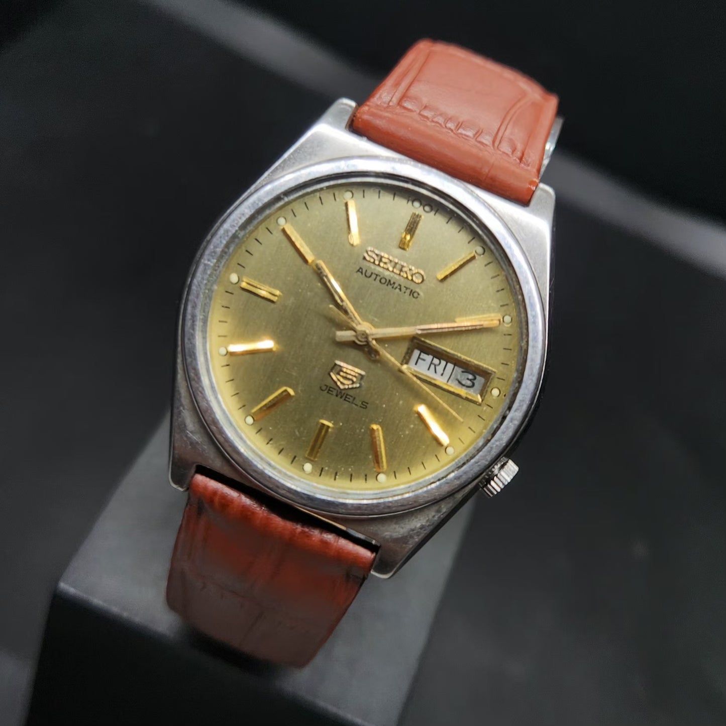 Vintage 1983 Original Seiko 5 Automatic 7009-6000 Gold Face 17 Jewels Day-Date Japanese Men's Wrist Watch VS60