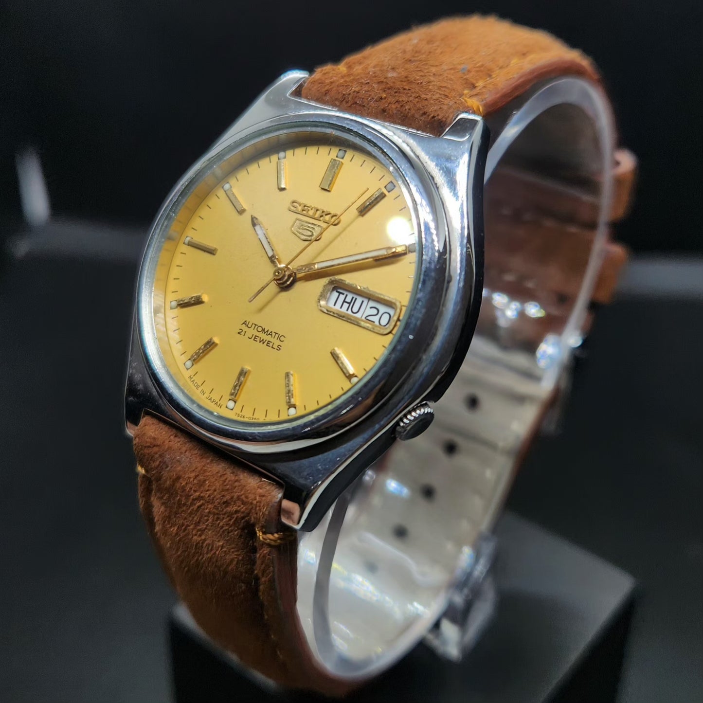 Vintage 1999 Original Seiko 5 Automatic 7s26-3170 Gold Face 17 Jewels Day-Date Japanese Men's Wrist Watch VS61