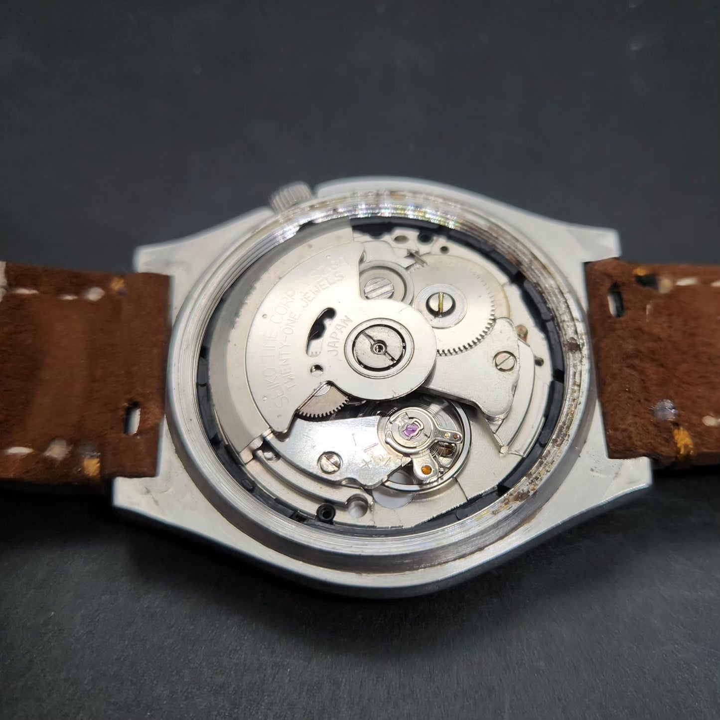 Vintage 1999 Original Seiko 5 Automatic 7s26-3170 Gold Face 17 Jewels Day-Date Japanese Men's Wrist Watch VS61