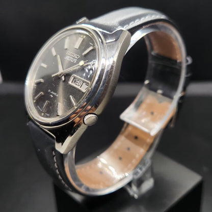 Vintage 1976 Original Seiko Actus Automatic 7019-8010 Black Face 21 Jewels Day-Date Japanese Men's Wrist Watch VS62