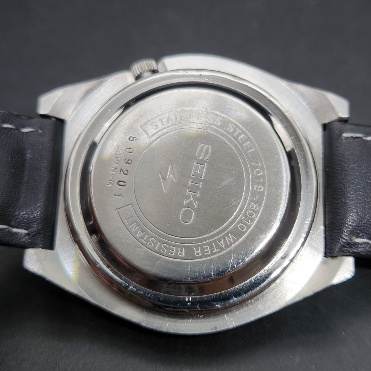 Vintage 1976 Original Seiko Actus Automatic 7019-8010 Black Face 21 Jewels Day-Date Japanese Men's Wrist Watch VS62