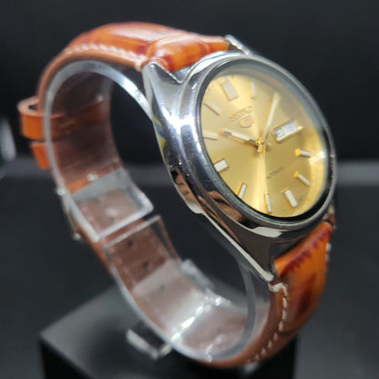 Vintage 1983 Original Seiko 5 Automatic 7S26-01Z0 Gold Face 21 Jewels Day-Date Japanese Men's Wrist Watch VS63
