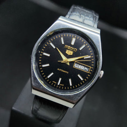 Vintage 1976 Original Seiko 5 Automatic 6309-8920 Black Face 17 Jewels Day-Date Japanese Men's Wrist Watch VS68