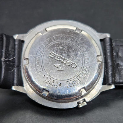 Vintage 1974 Original Seiko 5 Automatic 7019-7100 Silver Face 21 Jewels Day-Date Japanese Men's Wrist Watch VS69