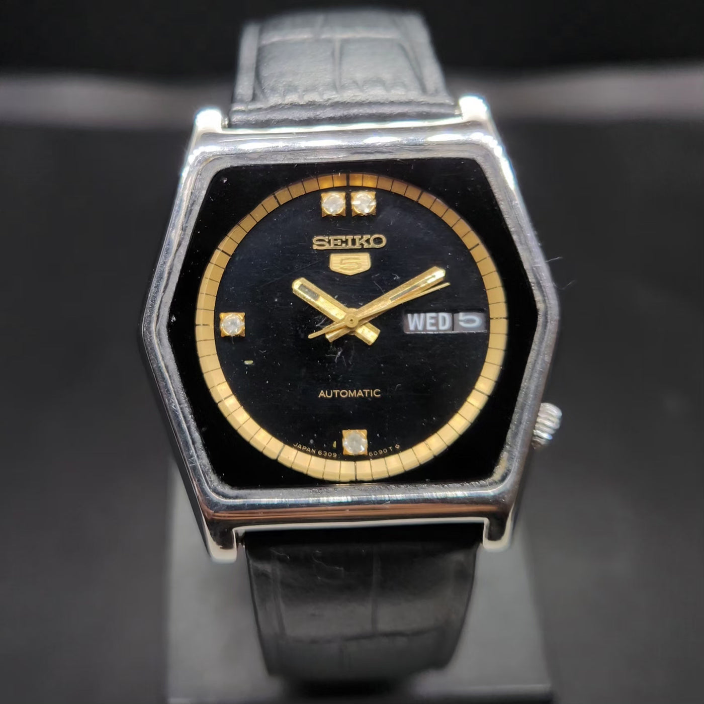 Vintage 1982 Original Seiko 5 Automatic 6309-5630 Black Face 17 Jewels Day-Date Japanese Men's Wrist Watch VS70