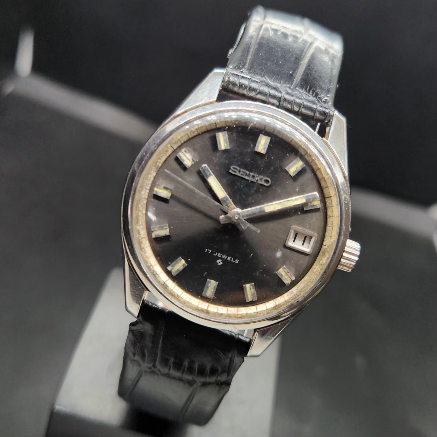 Vintage 1970 Original Seiko 5 Automatic 6602-7040 Black Face 17 Jewels Date Japanese Men's Wrist Watch VS72