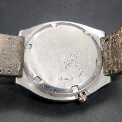 Vintage 1985 Original Seiko 5 Automatic 7009-8331 Silver Face 17 Jewels Day-Date Japanese Men's Wrist Watch VS74