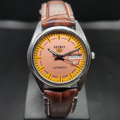 Vintage 1984 Original Seiko 5 Automatic 6349-549A Repainted Peach Face 23 Jewels Day-Date Japanese Men's Wrist Watch VS78