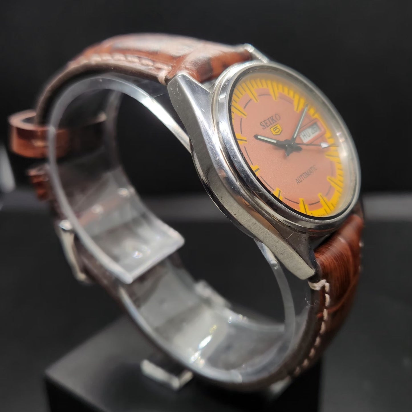 Vintage 1984 Original Seiko 5 Automatic 6349-549A Repainted Peach Face 23 Jewels Day-Date Japanese Men's Wrist Watch VS78