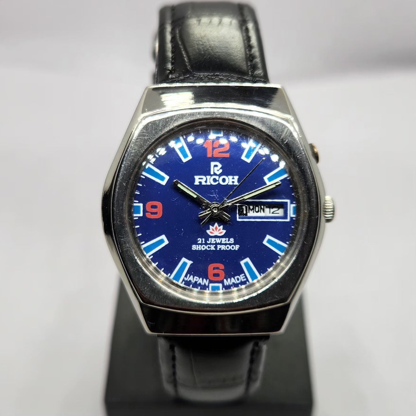 Vintage Ricoh R31 Automatic Blue Face New Strap 21 Jewels Day-Date Men's Wrist Watch R42