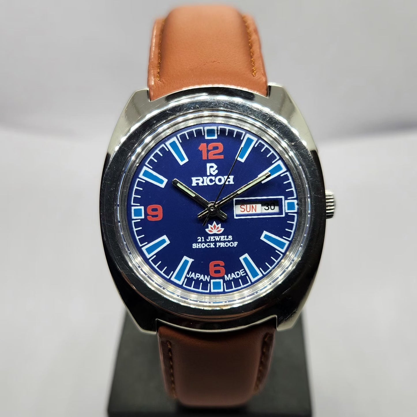 Vintage Ricoh R31 Automatic Blue Face New Strap 21 Jewels Day-Date Men's Wrist Watch R44